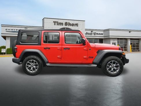 Used 2024 Jeep Wrangler Unlimited Sport AWD/4WD image 6