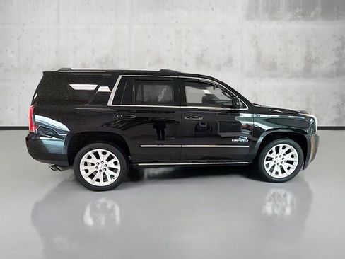 Used 2017 GMC Yukon Denali w/ Open Road Package image 4