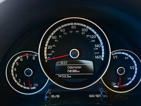 Used 2016 Volkswagen Beetle 1.8T SEL FWD image 24