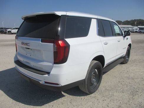 New 2026 GMC Yukon Elevation w/ Elevation Premium Package AWD/4WD image 4