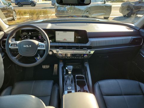 Certified 2024 Kia Telluride SX image 18