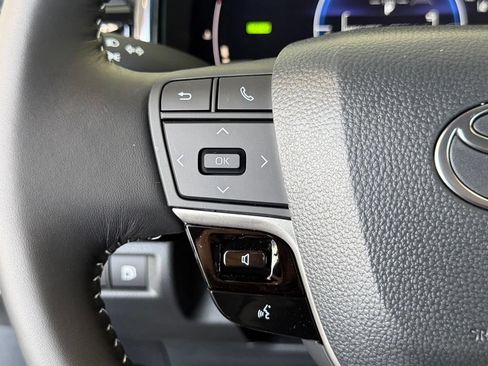 Certified 2026 Toyota Camry SE w/ Convenience Package FWD image 25