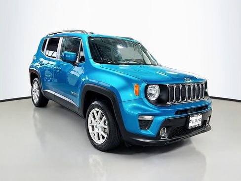 Used 2021 Jeep Renegade Latitude AWD/4WD image 3