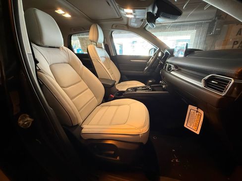 New 2025 MAZDA CX-5 AWD 2.5 S w/ Preferred Package image 23