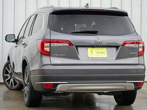 Used 2021 Honda Pilot Touring image 5