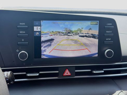 New 2026 Hyundai Elantra SE FWD image 11