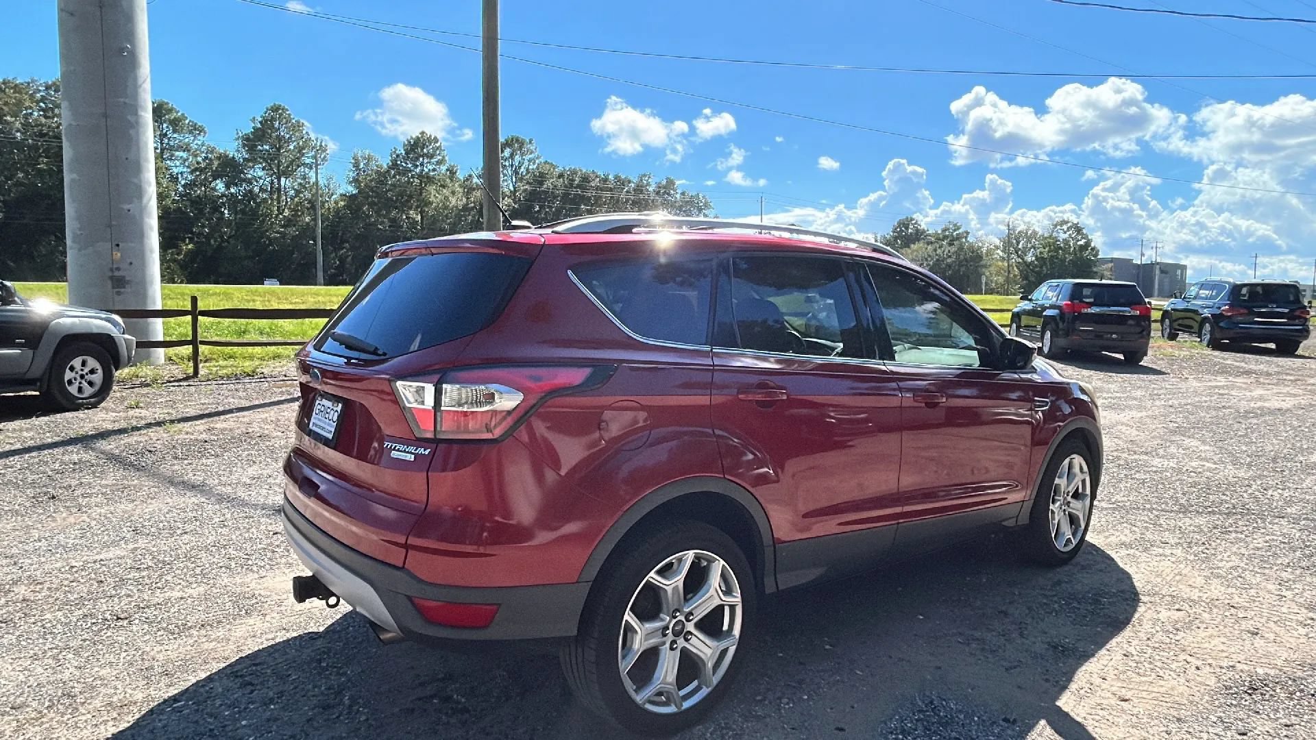 Used 2017 Ford Escape Titanium FWD image 7