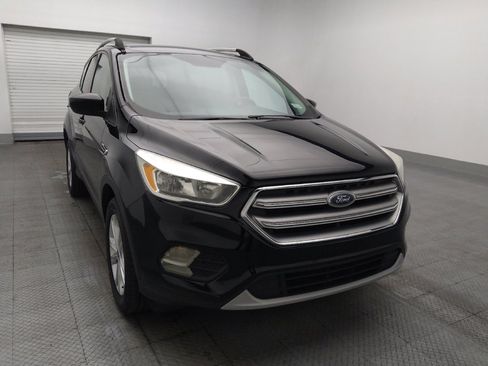 Used 2017 Ford Escape SE image 14