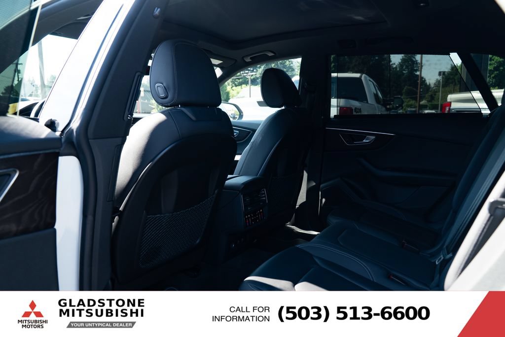 Used 2019 Audi Q8 Prestige AWD/4WD image 23