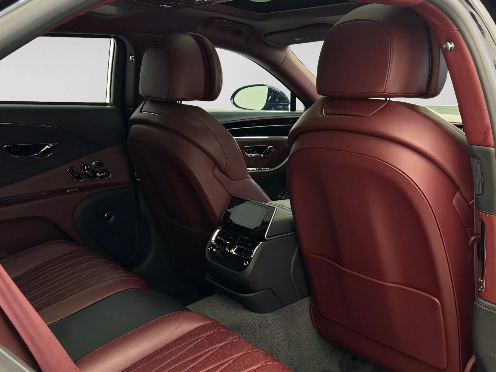 Used 2020 Bentley Flying Spur W12 AWD/4WD image 32