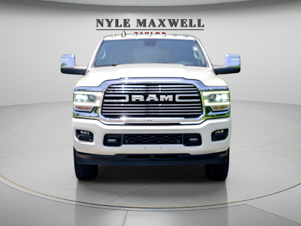 Used 2024 RAM 3500 Laramie AWD/4WD image 4