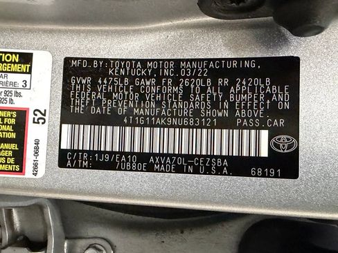 Used 2022 Toyota Camry SE FWD image 11