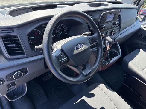 Used 2025 Ford Transit 250 Low Roof w/ Exterior Upgrade Package RWD image 16