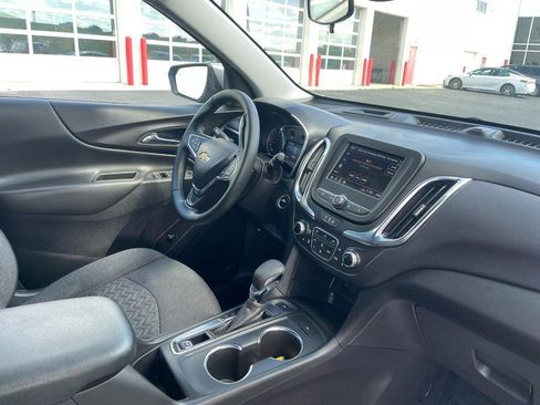 Used 2024 Chevrolet Equinox LT w/ LPO, Floor Liner Package AWD/4WD image 10