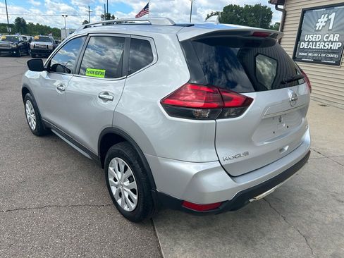 Used 2017 Nissan Rogue S w/ S Family Package AWD/4WD image 7