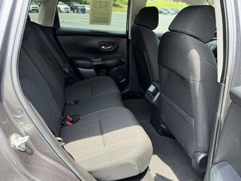 Used 2025 Honda HR-V LX image 13