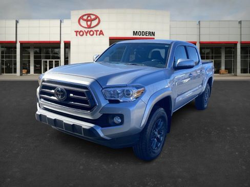 Certified 2023 Toyota Tacoma SR5 image 1
