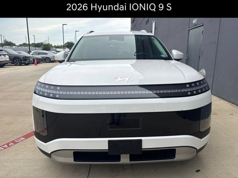 Used 2026 Hyundai Ioniq 9 S RWD image 2