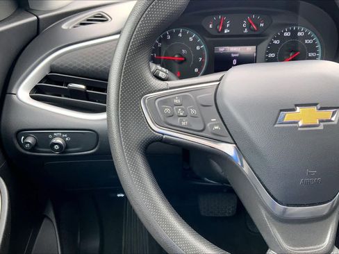 Used 2023 Chevrolet Malibu LT FWD image 23