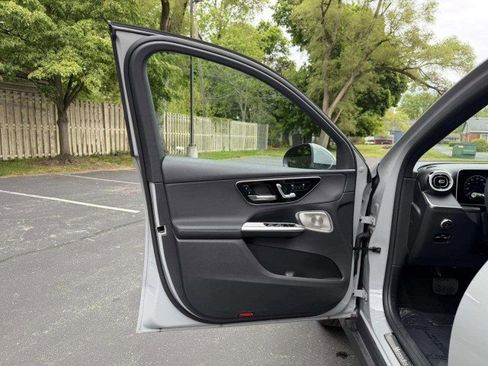 Certified 2026 Mercedes-Benz GLC 300 4MATIC image 10
