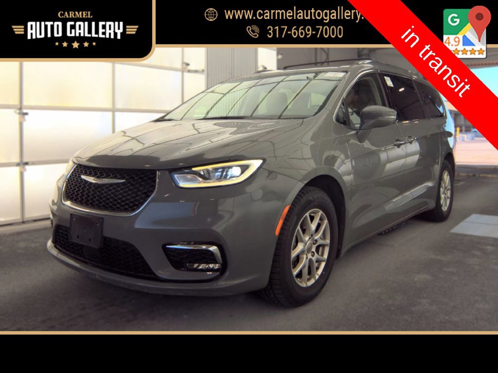 Used 2021 Chrysler Pacifica Touring-L FWD image 1