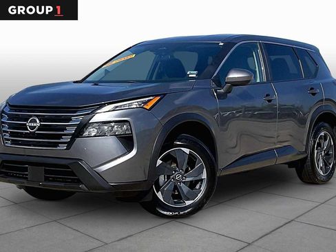 Used 2024 Nissan Rogue SV AWD/4WD image 1