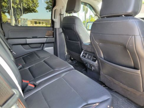 Used 2022 Ford F150 Lariat w/ Max Trailer Tow Package AWD/4WD image 7