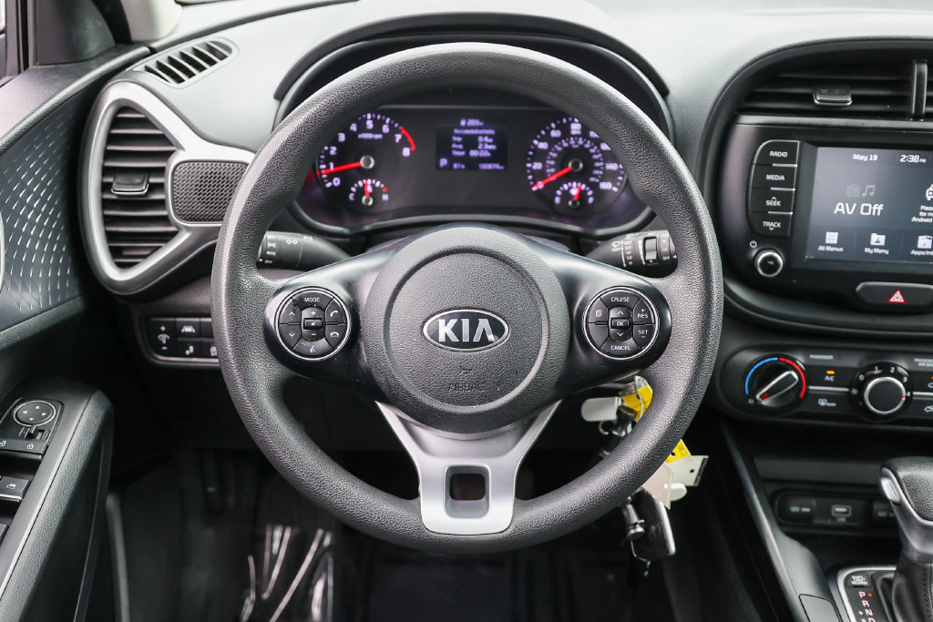 Used 2020 Kia Soul S FWD image 30