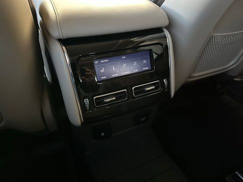 Used 2023 Lincoln Aviator Reserve w/ Elements Package Plus image 24