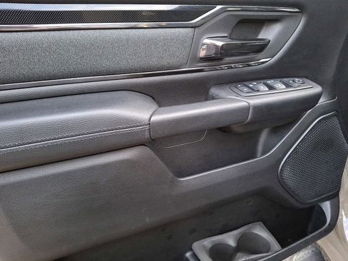 Used 2020 RAM 1500 Big Horn w/ Built-to-serve Edition image 8