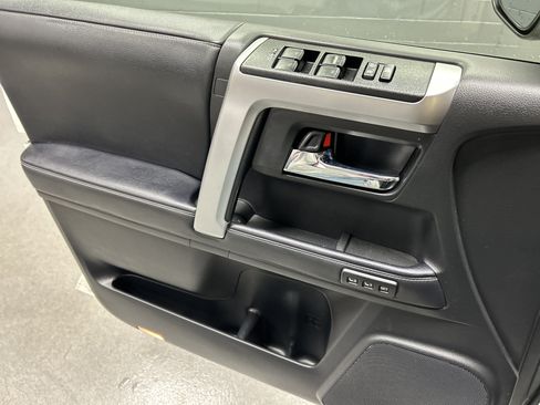 Used 2023 Toyota 4Runner Limited AWD/4WD image 14