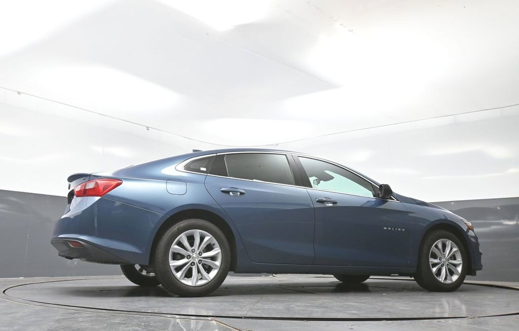 Used 2025 Chevrolet Malibu LT FWD image 50