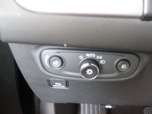 Used 2022 GMC Terrain AT4 AWD/4WD image 14