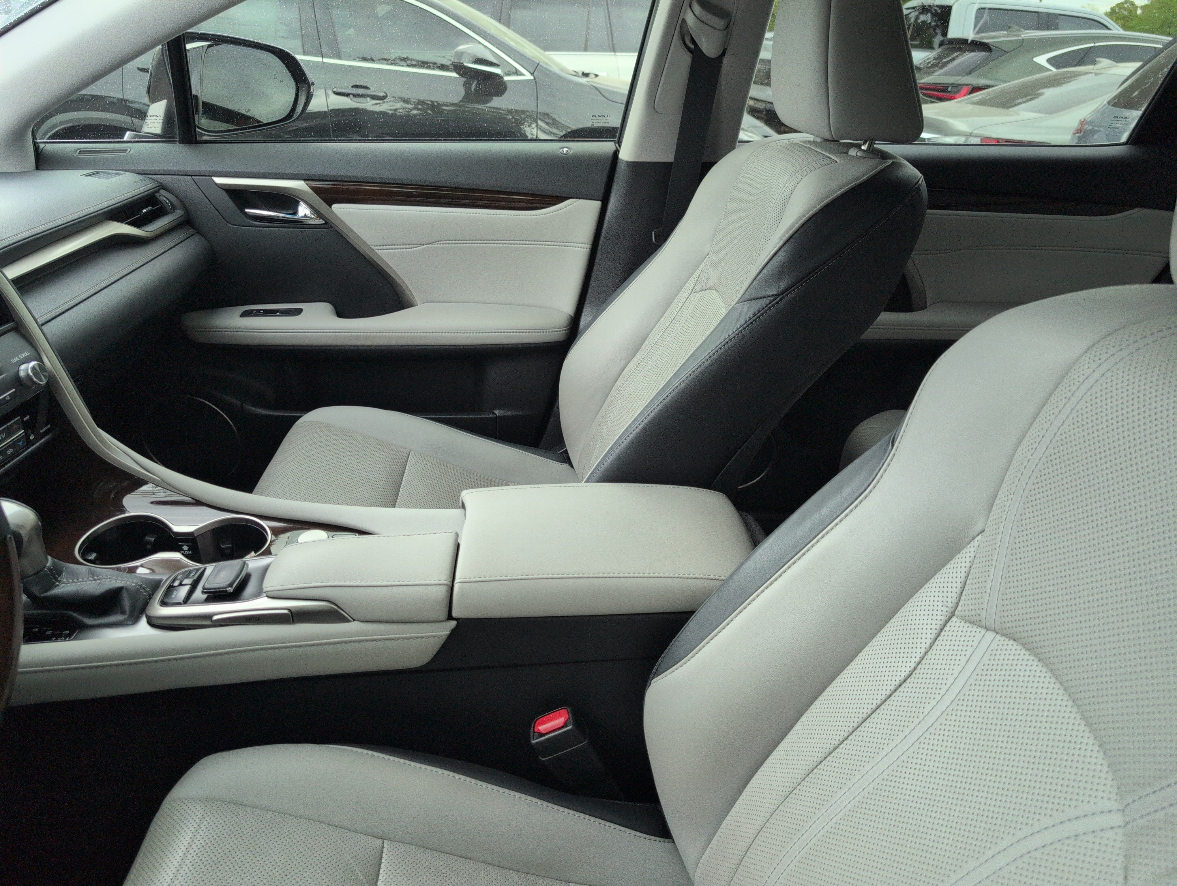 Used 2017 Lexus RX 350 FWD w/ Premium Package image 5