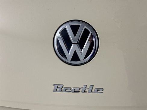 Used 2019 Volkswagen Beetle 2.0T SE image 27