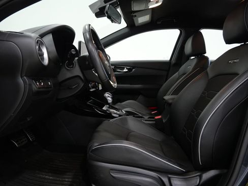 Used 2024 Kia Forte GT-Line FWD image 11
