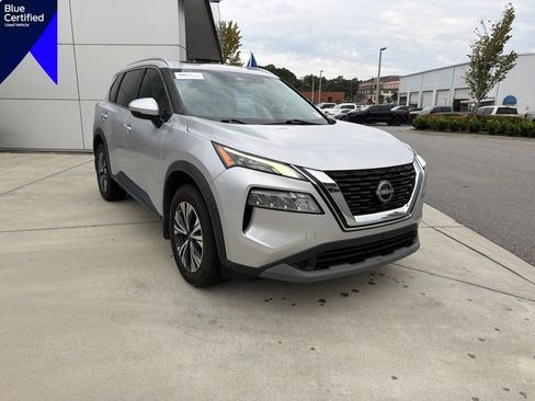 Used 2022 Nissan Rogue SV w/ SV Premium Package FWD image 1