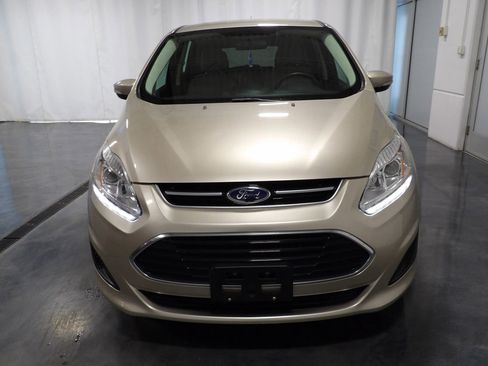 Used 2017 Ford C-MAX Energi SE image 2