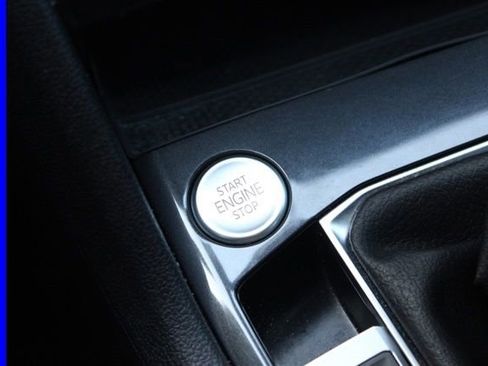 Used 2024 Volkswagen Tiguan SE R-Line image 33