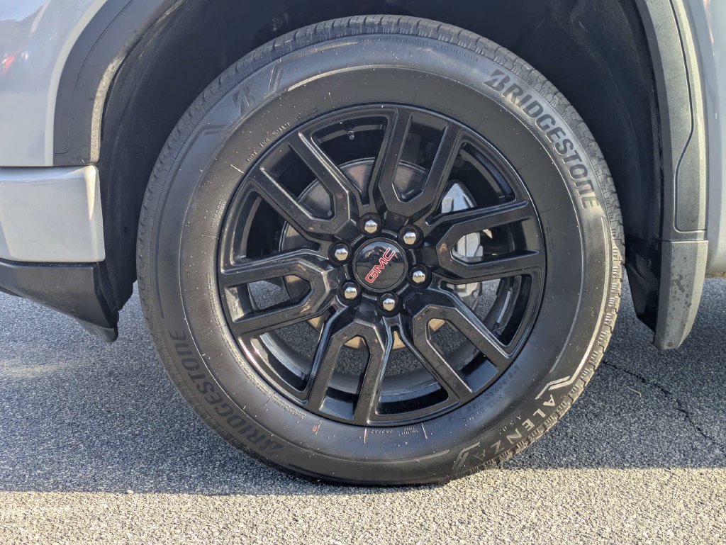 Used 2024 GMC Sierra 1500 Elevation AWD/4WD image 10