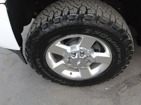 Used 2016 Chevrolet Silverado 2500 LTZ w/ Duramax Plus Package image 11