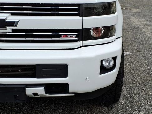 Used 2019 Chevrolet Silverado 2500 LTZ w/ Duramax Plus Package image 11