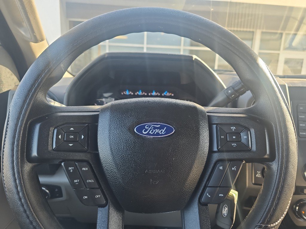 Used 2017 Ford F250 XL w/ Power Equipment Group AWD/4WD image 25