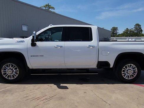 Used 2023 Chevrolet Silverado 2500 High Country w/ Z71 Off-Road Package AWD/4WD image 5