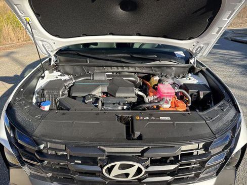 New 2025 Hyundai Tucson SEL image 18