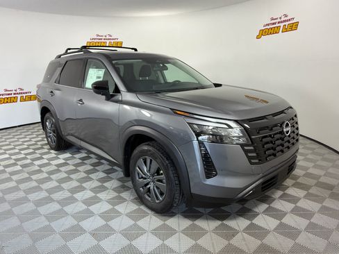 New 2026 Nissan Pathfinder SV FWD image 8