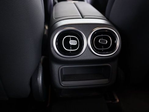 Used 2026 Mercedes-Benz GLC 300 4MATIC image 45