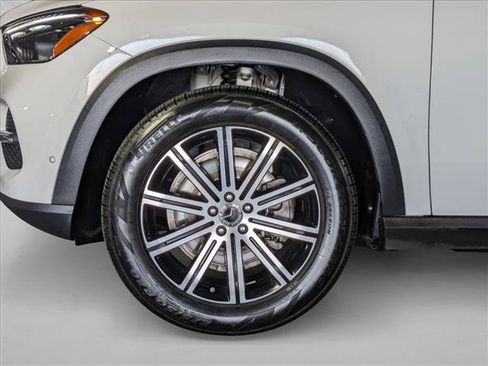 Used 2024 Mercedes-Benz GLE 350 4MATIC image 23