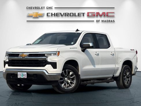 Used 2024 Chevrolet Silverado 1500 LT w/ Protection Package AWD/4WD image 7