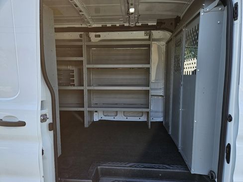 Used 2020 Ford Transit 250 Medium Roof image 23
